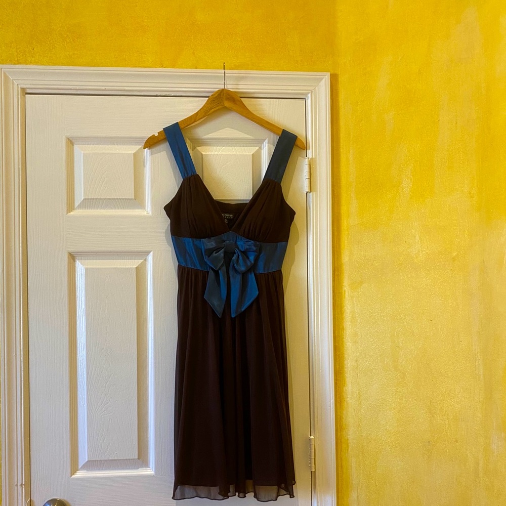 En Focus Studio Sleeveless Dress